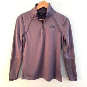 The North Face Two-Tone Pale Lilac Quarter Zip Pullover. Size Small.